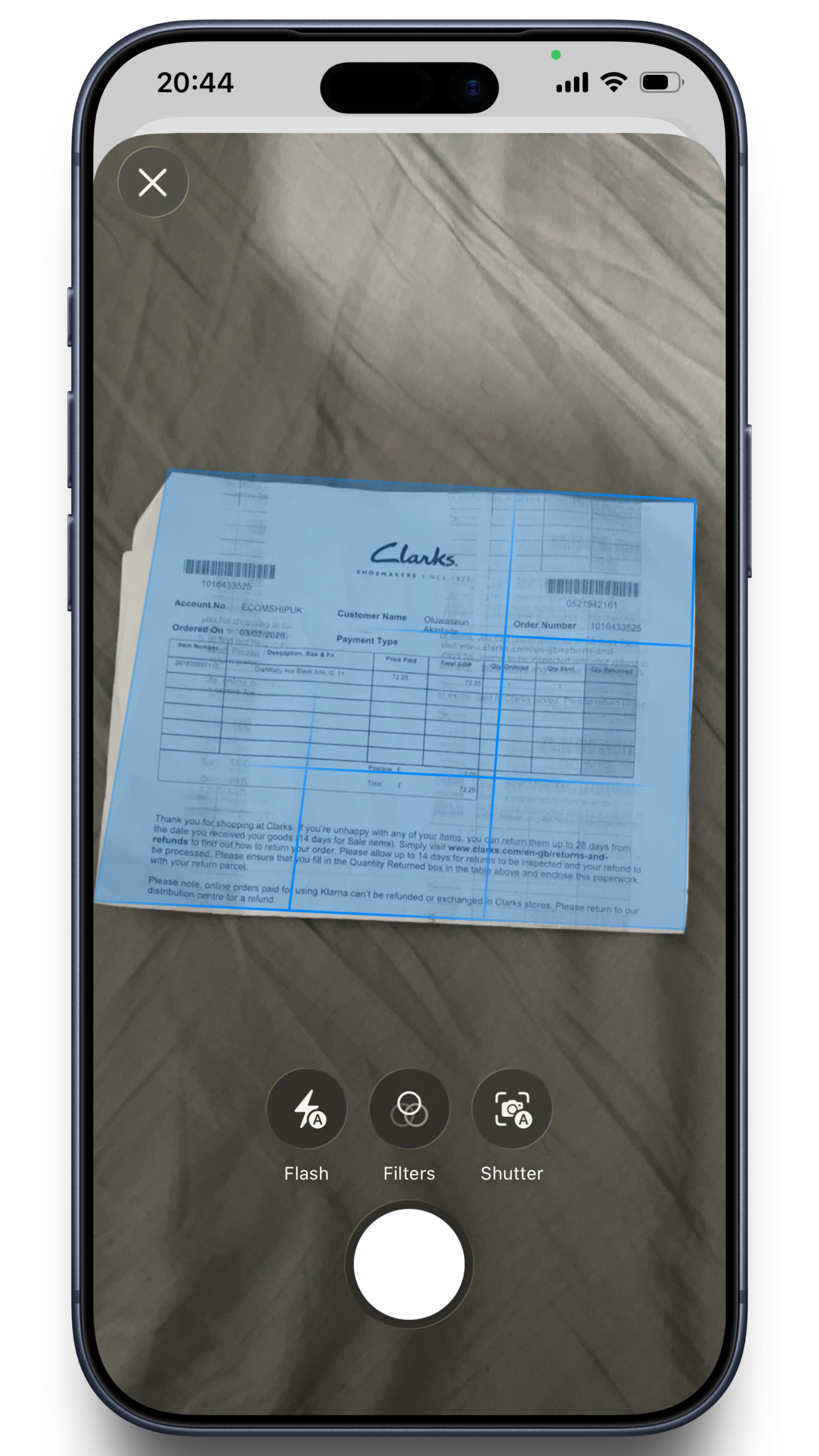 Kept camera scanning a Clarks receipt